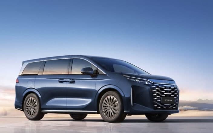 BYD M9