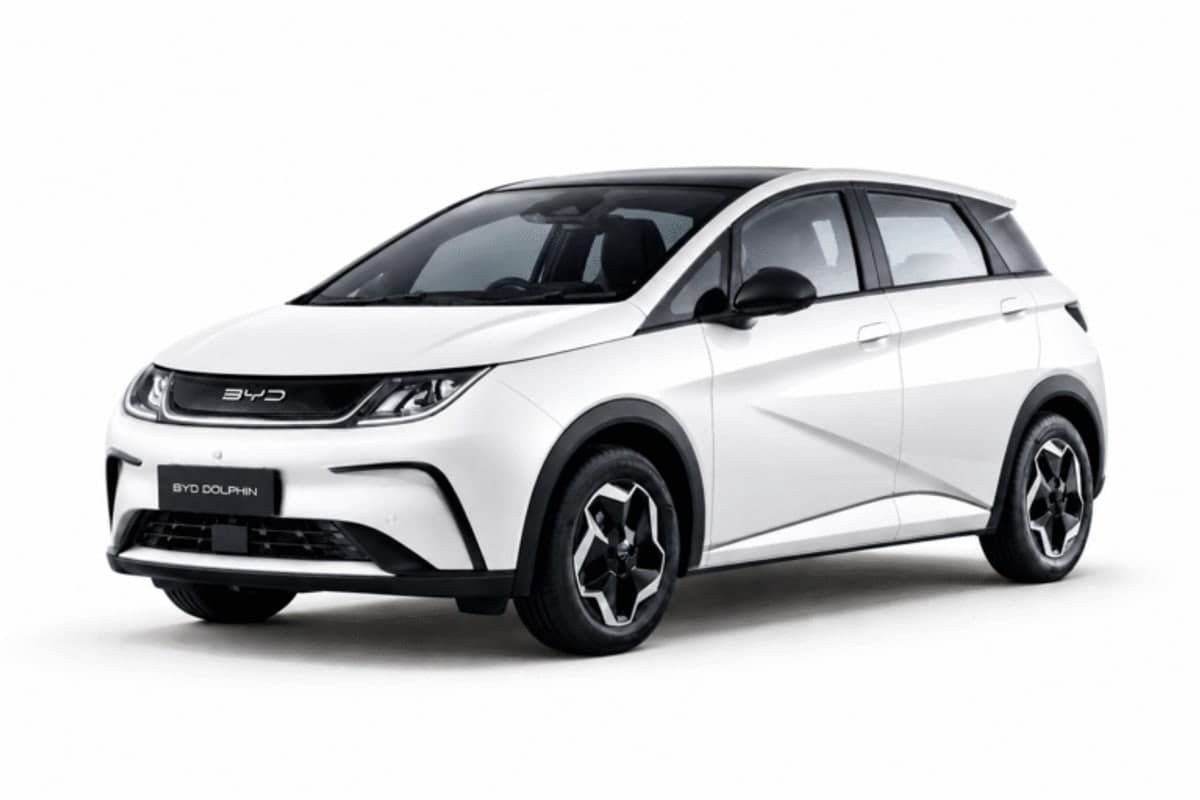 BYD Dolphin màu trắng