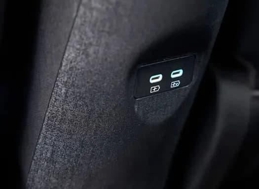 Cổng sạc USB cho hàng ghế sau BYD Dolphin