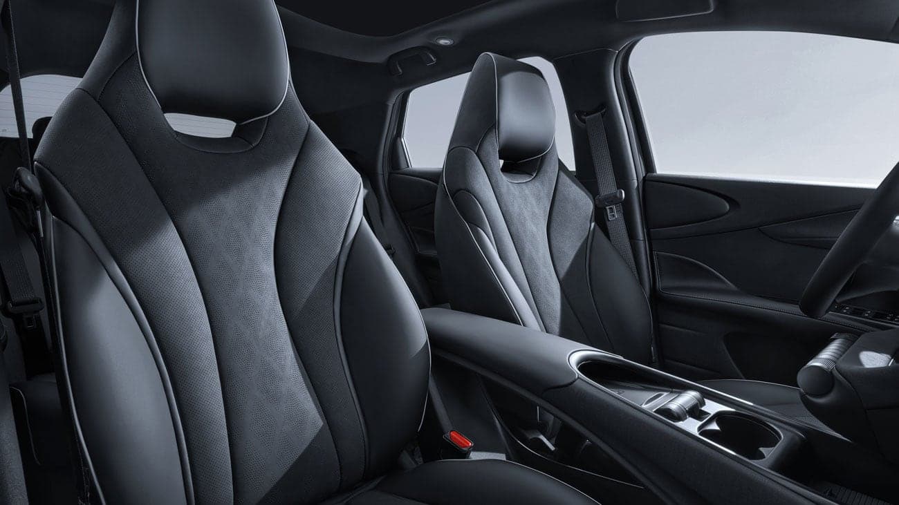 Ghế trước bọc da BYD Dolphin