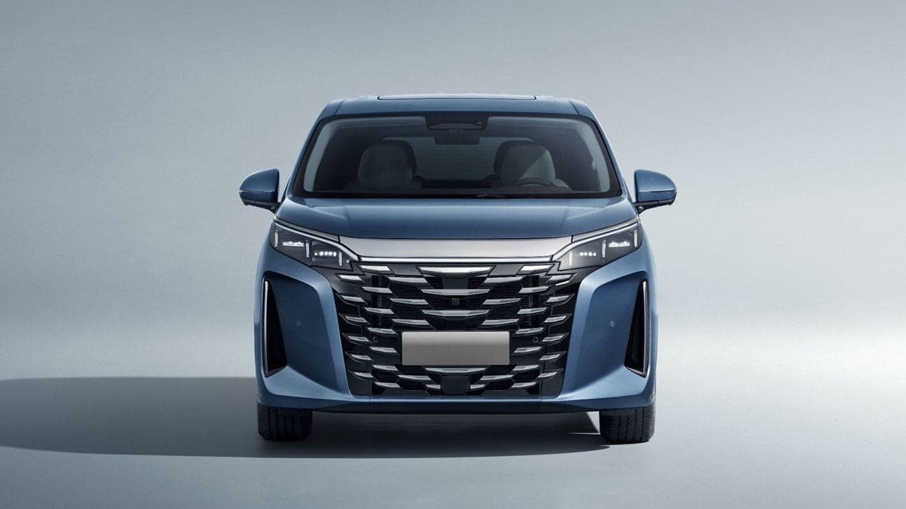BYD M9 nhìn chính diện đầu xe