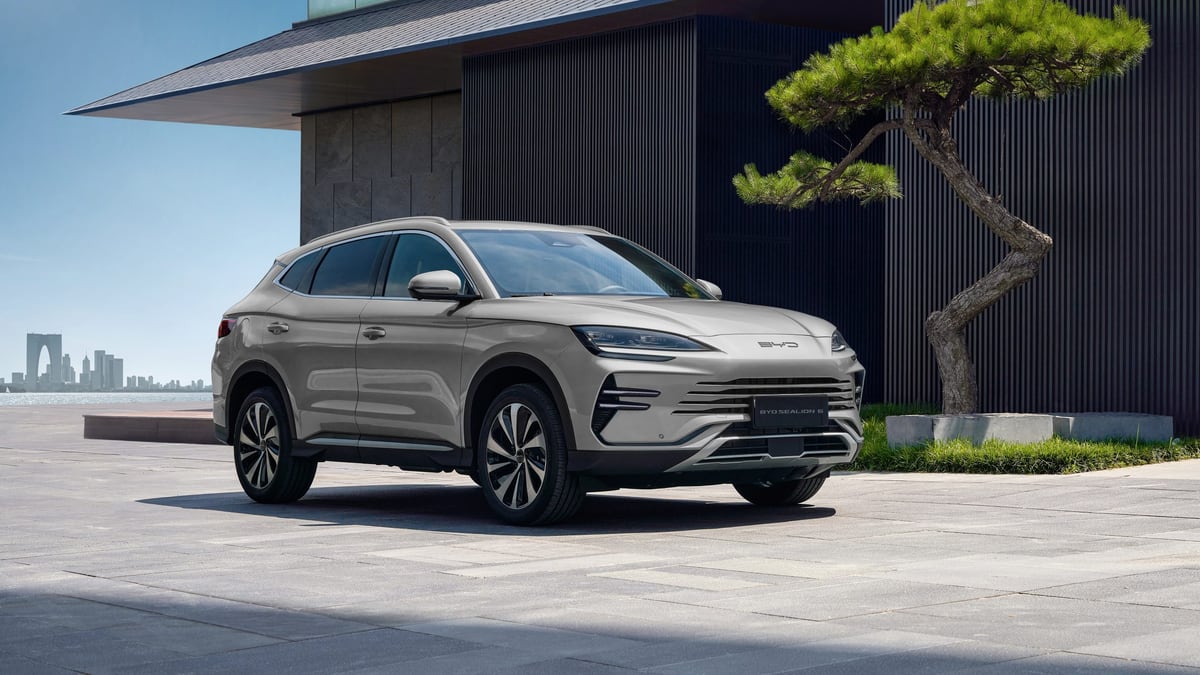 BYD Sealion 6 màu xám – SUV hybrid DM-i ưu đãi tháng 10/2026