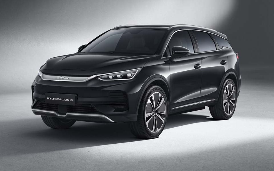 BYD Sealion 8 màu đen – SUV điện 7 chỗ khuyến mãi tháng 10/2026